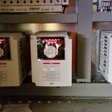 Izdelava elektro omare z frekvenčnimi regulatorji za prezračevanje kuhinje