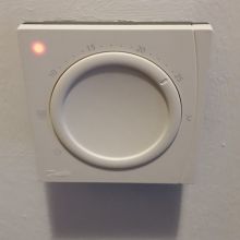 Sobni termostat za talno ogrevanje Danfoss